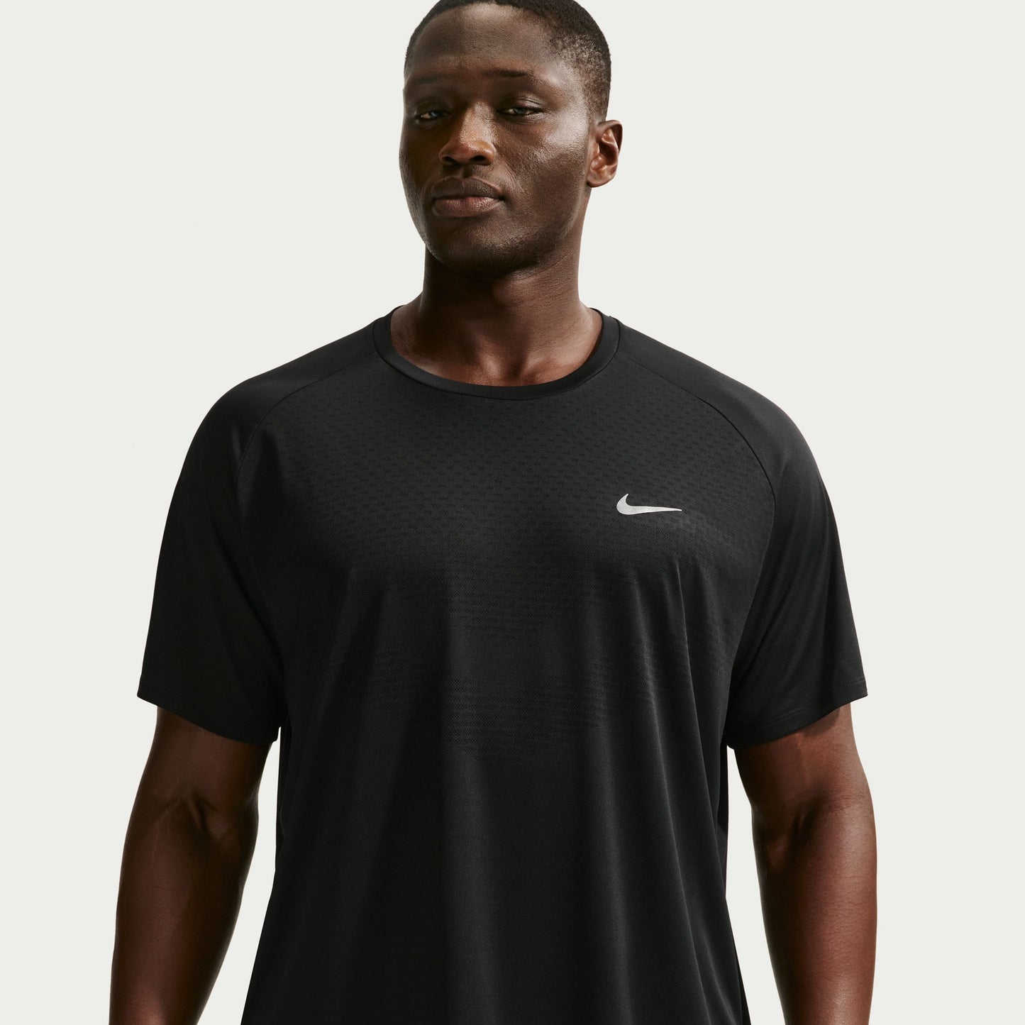 Nike Stride Tee | Black / Reflective Silver | Mens
