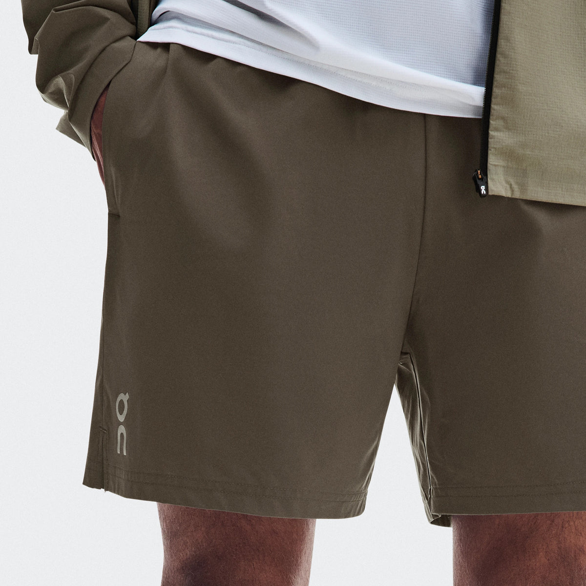 On 5" Core Short | Bark | Mens