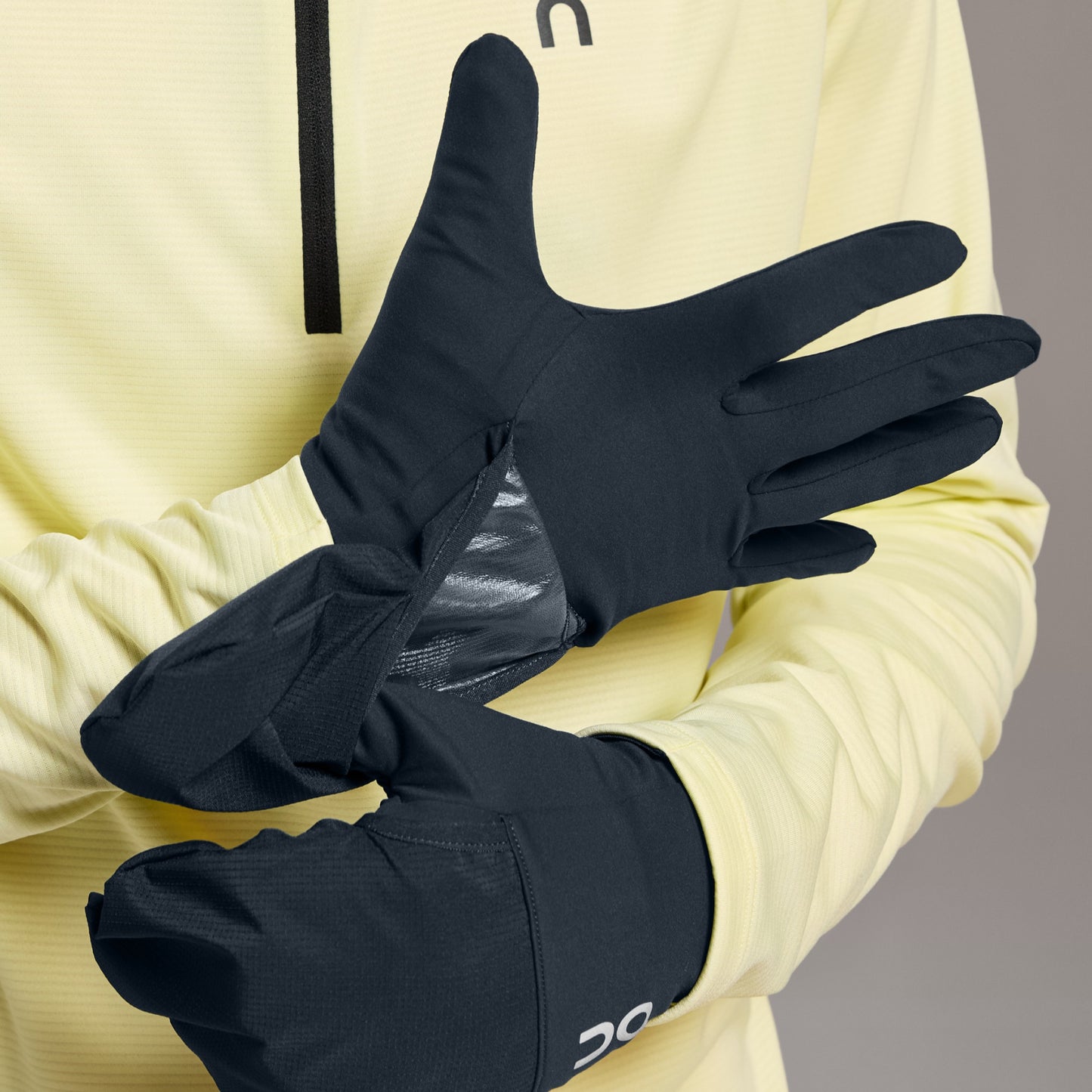 On Core Glove | Black