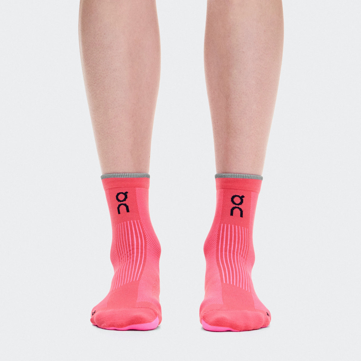 On Elite Run Sock Mid | Camellia / Azalea