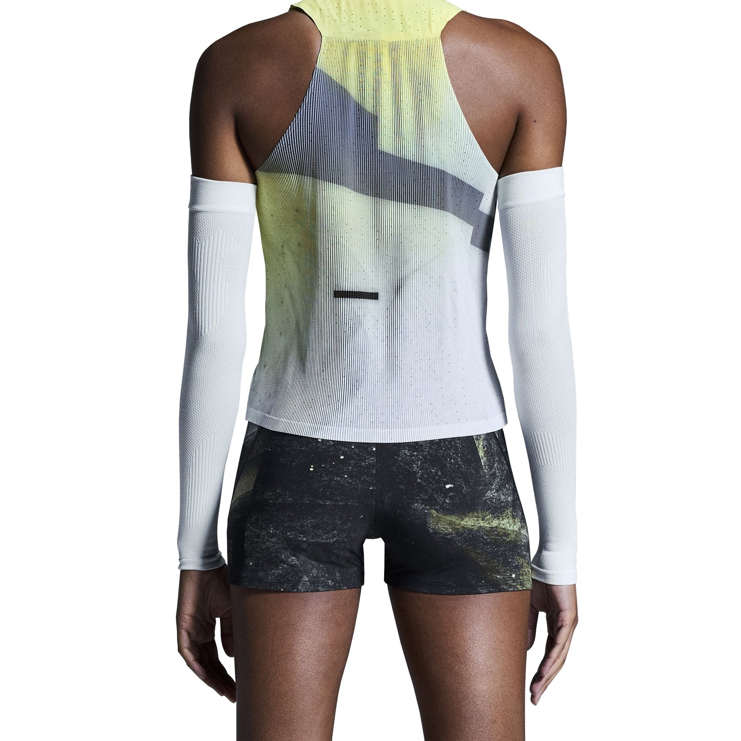 On Performance Arm Sleeves | White