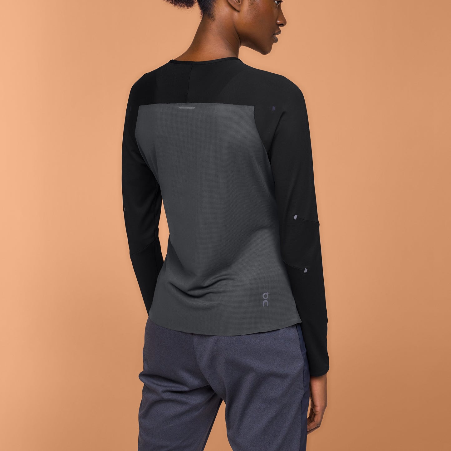 On Performance Long-T | Black / Eclipse | Womens