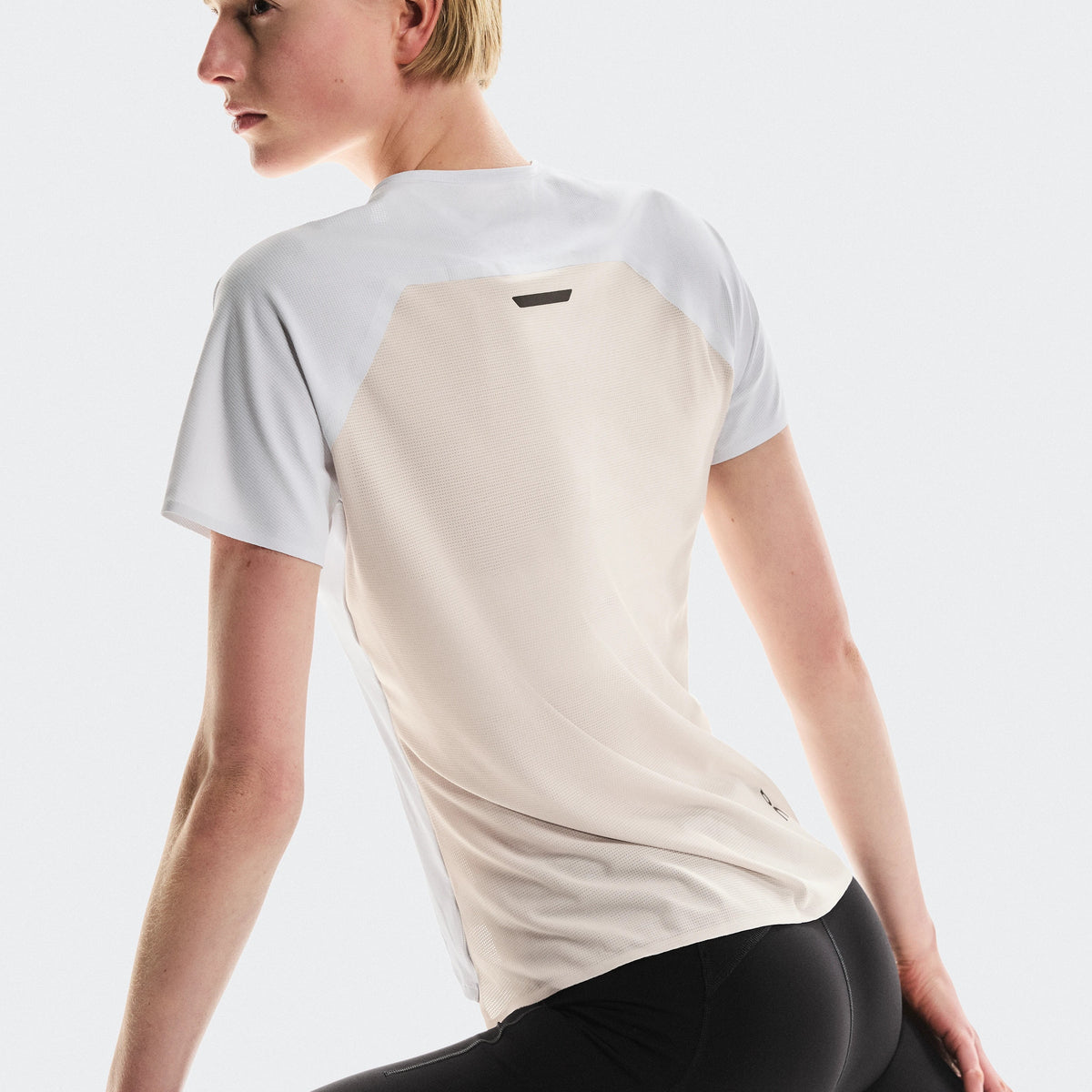 On Performance-T | White / Silver | Womens