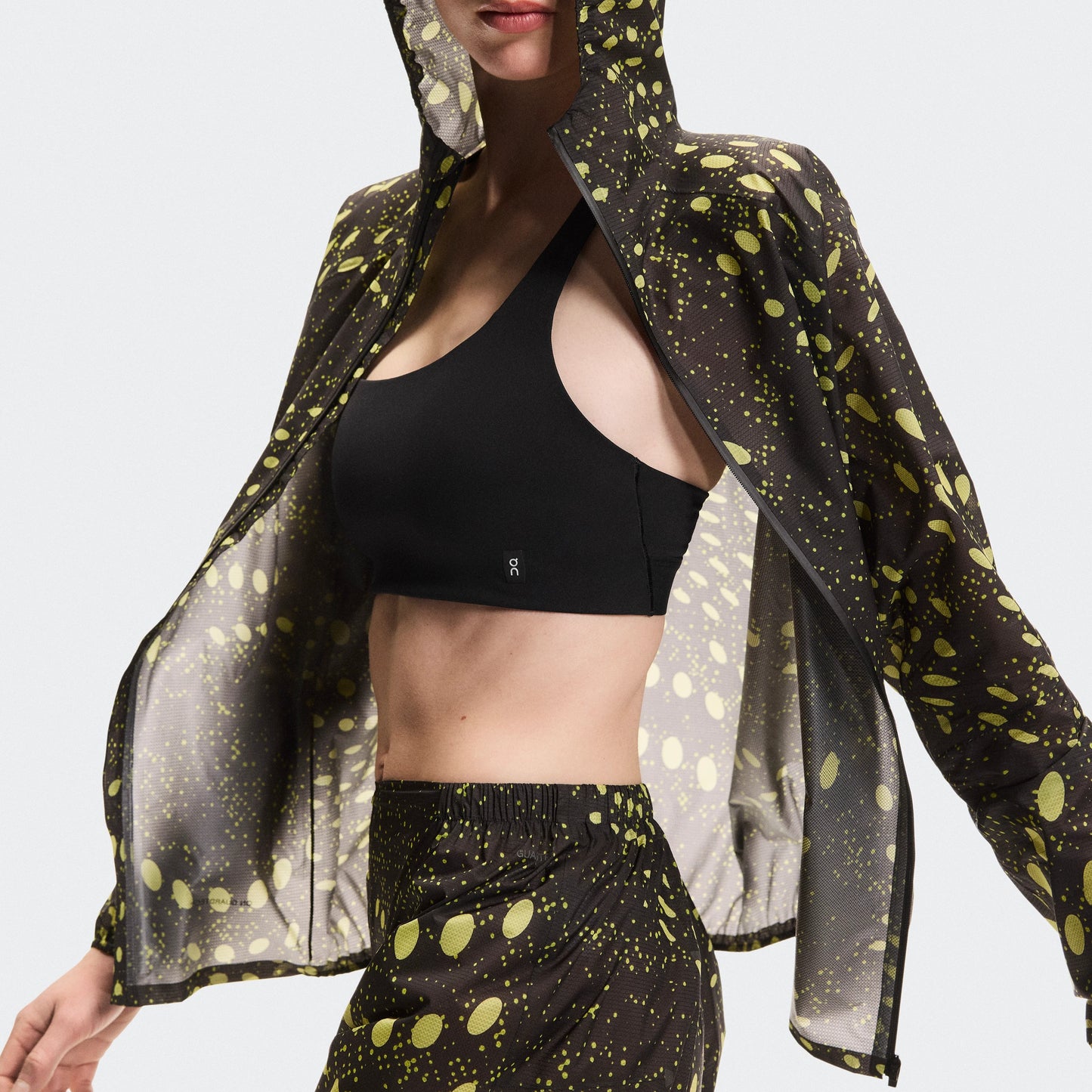 On Ultra Jacket | Iron / Lime | Womens