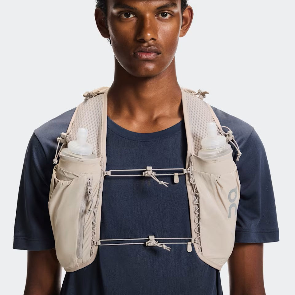 On Ultra Vest Pro | Fog