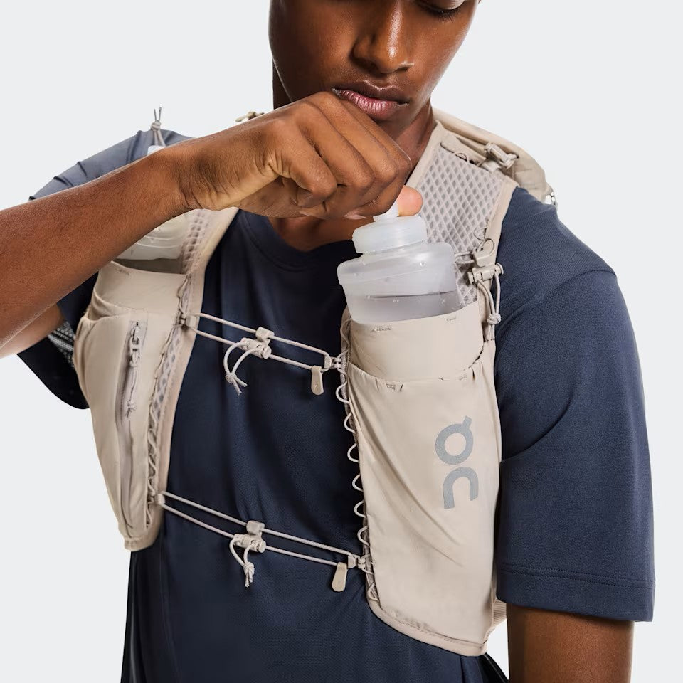 On Ultra Vest Pro | Fog