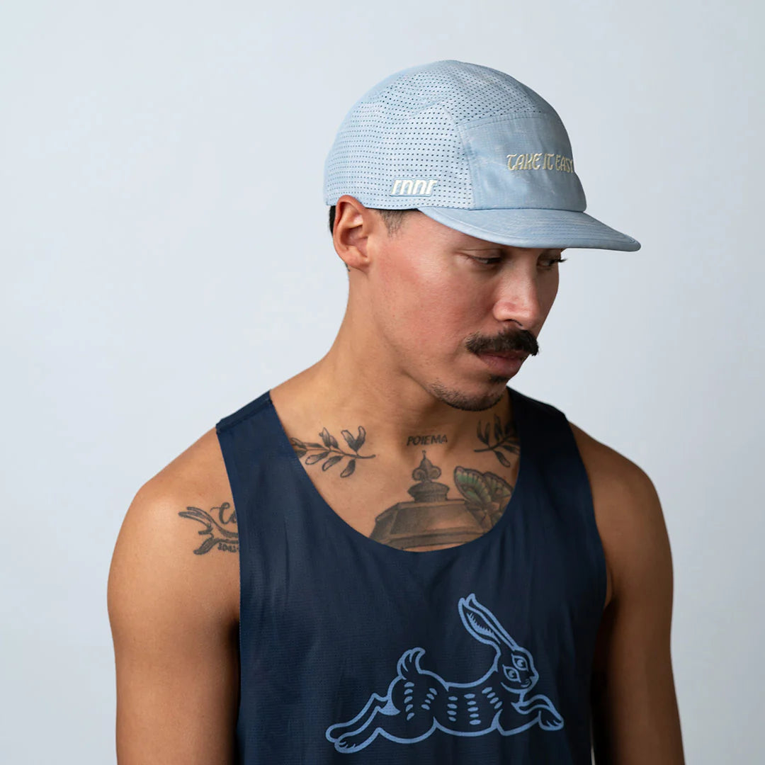 rnnr Pacer Hat | Clouds Take it Easy
