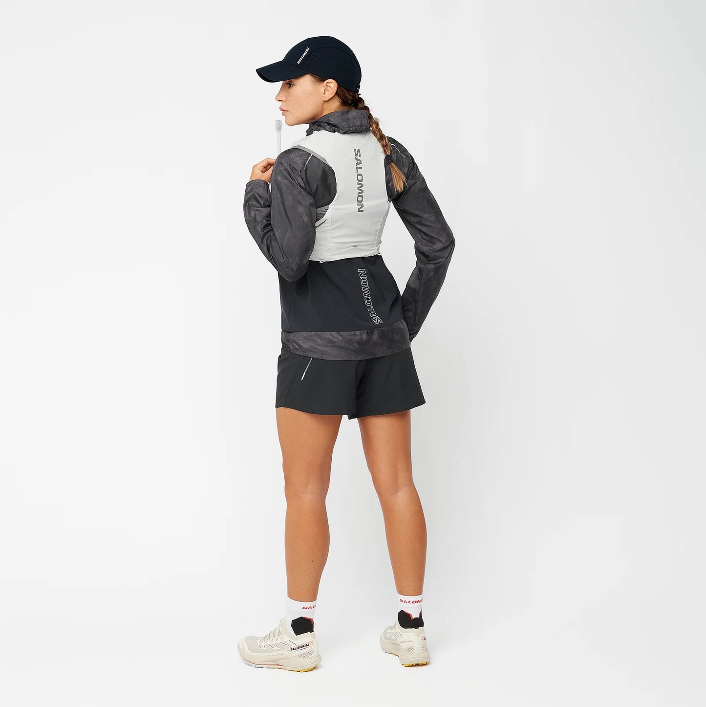 Salomon Cross 5" Shorts | Deep Black | Womens