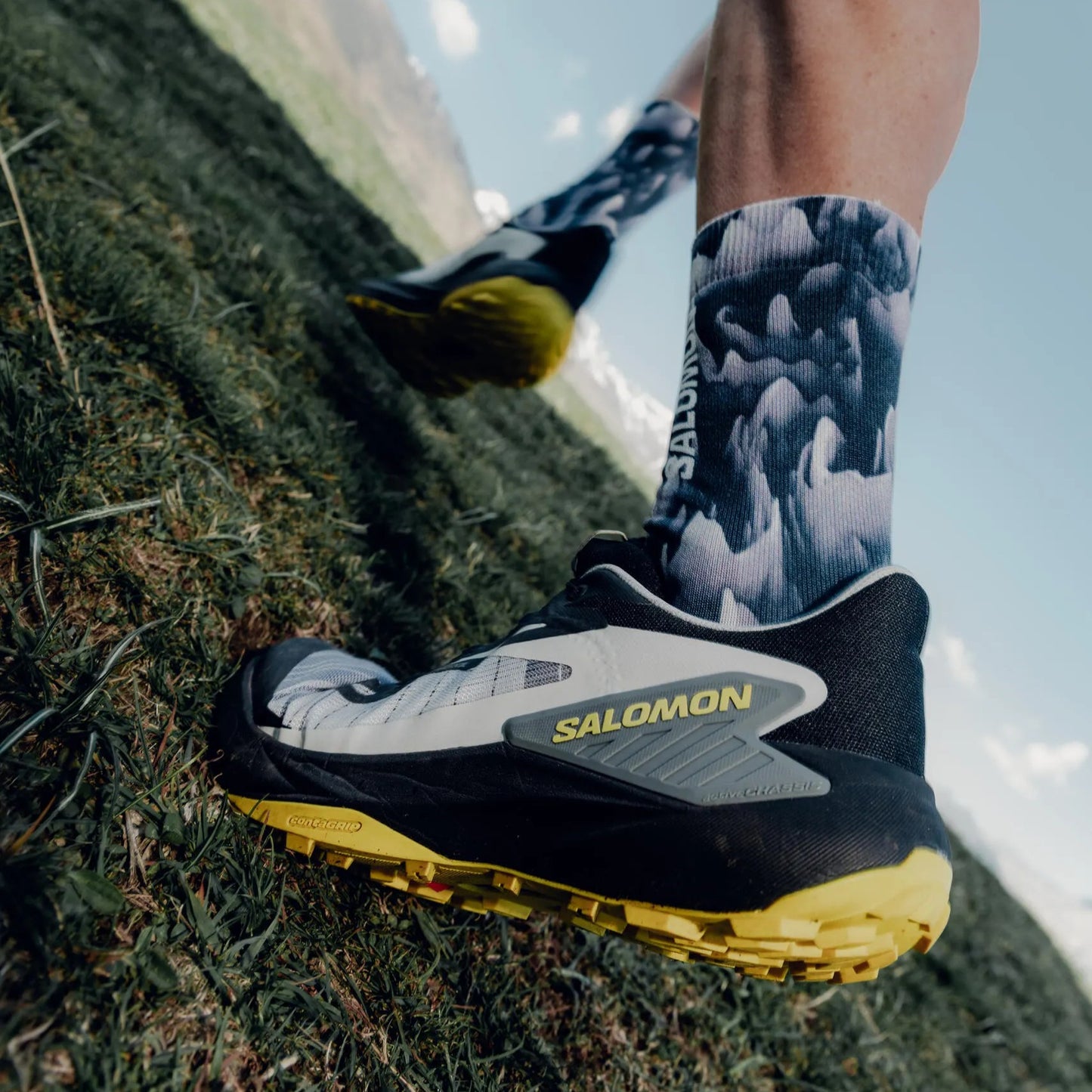 Salomon Genesis | Black / Metal / Incaberry | Mens