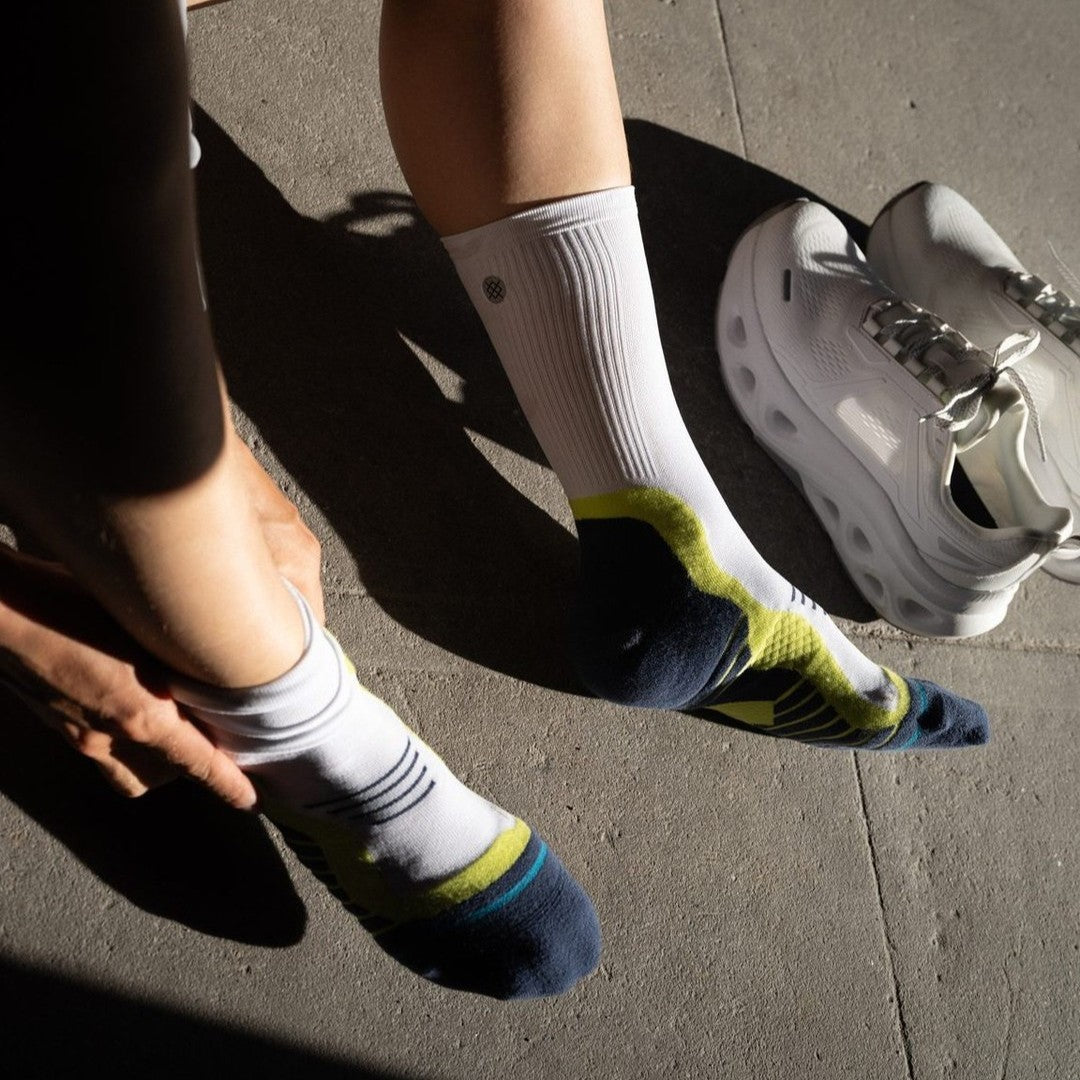 Stance Pace Socks | Light Cushion | Crew Length | Volt