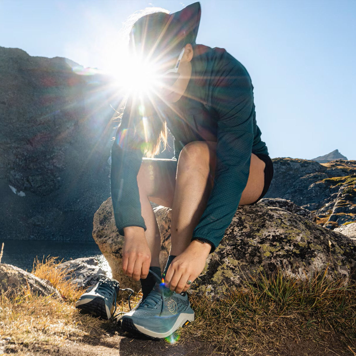 Topo Ultraventure 4 | Stone / Grey | Womens