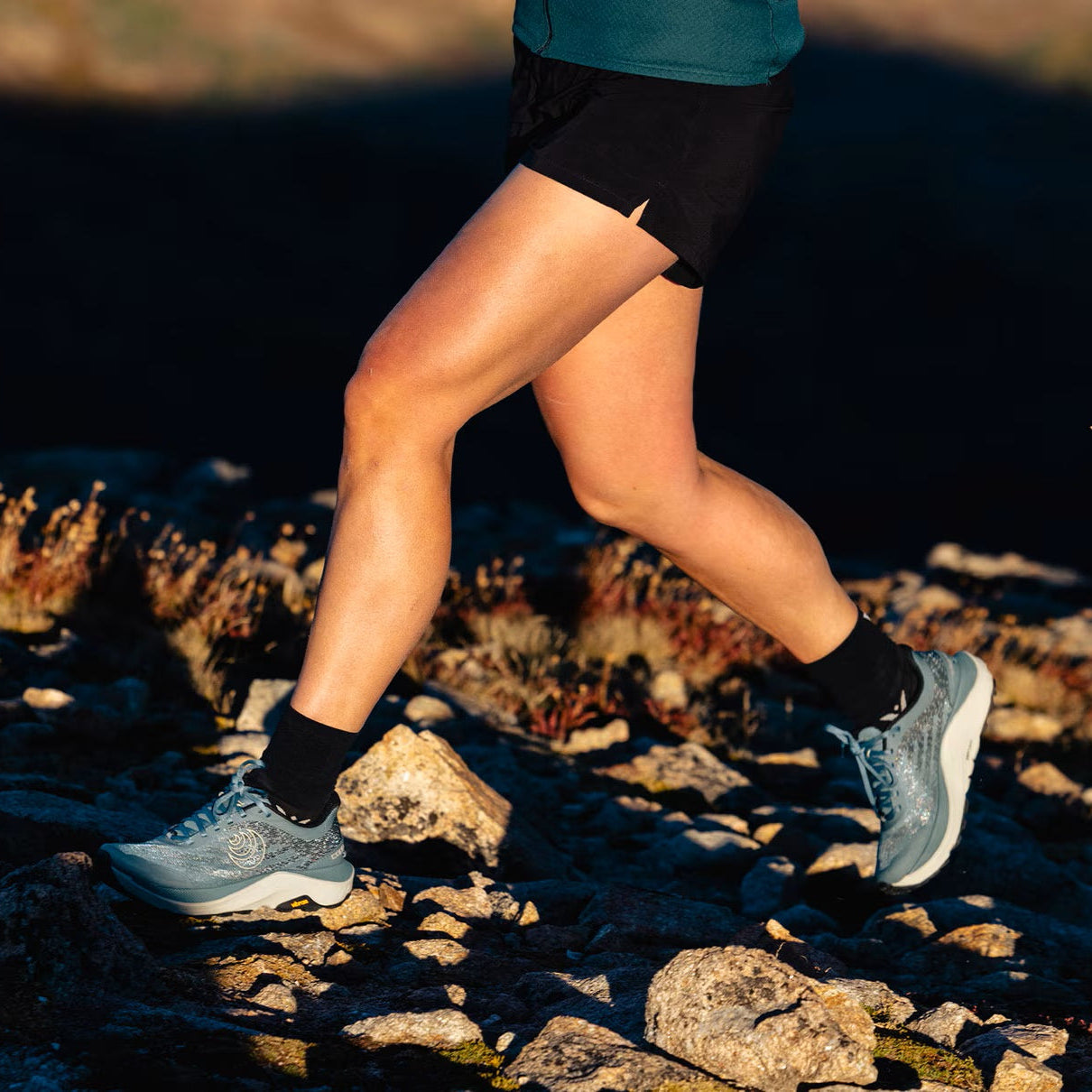 Topo Ultraventure 4 | Stone / Grey | Womens